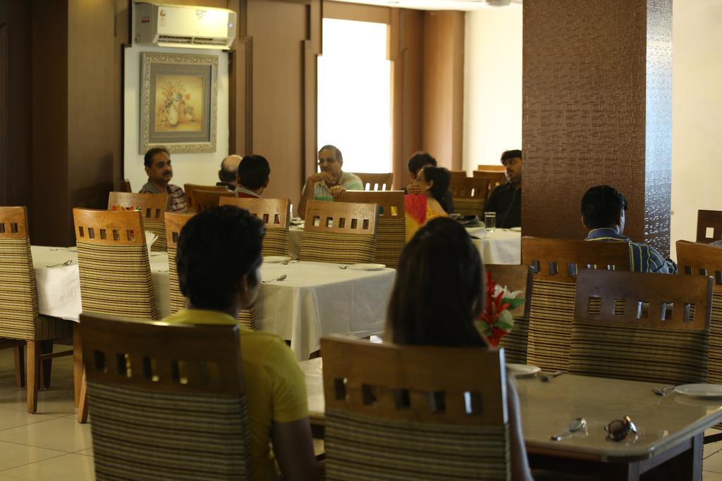 Resortharekrishnaorchid Vrindavan Exterior photo